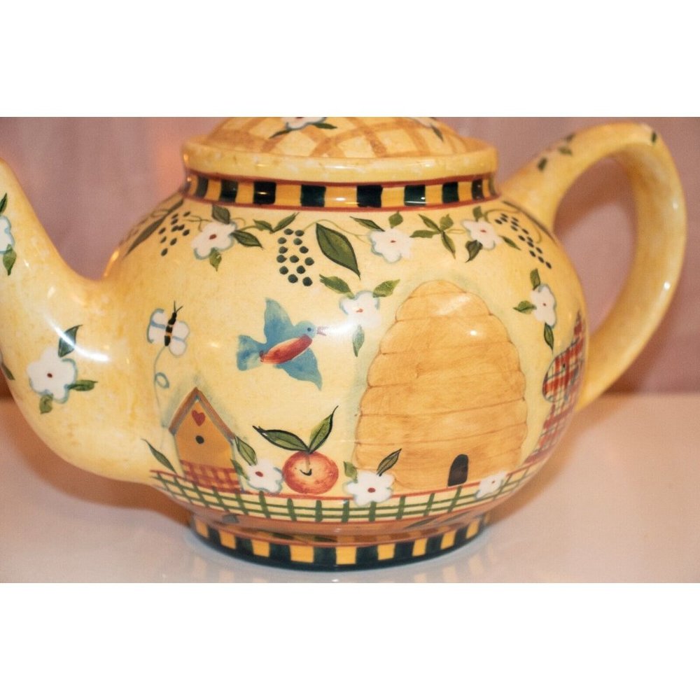 Bright and Beautiful ❤️ Earthenware Lang teapot - Artwork by Susan Winget